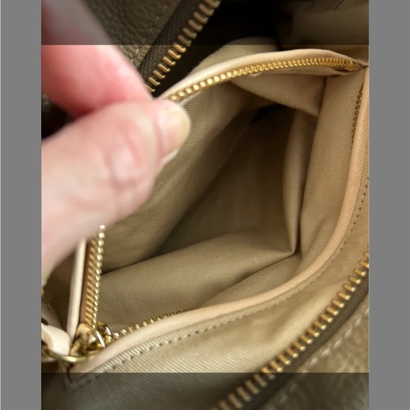 Stunning Paraty Bag from Chloe in pristine condition - Picture 3 of 7